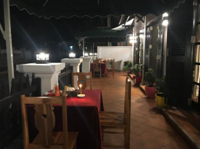 Отель Sakaodeuan Hotel  Луангпхабанг